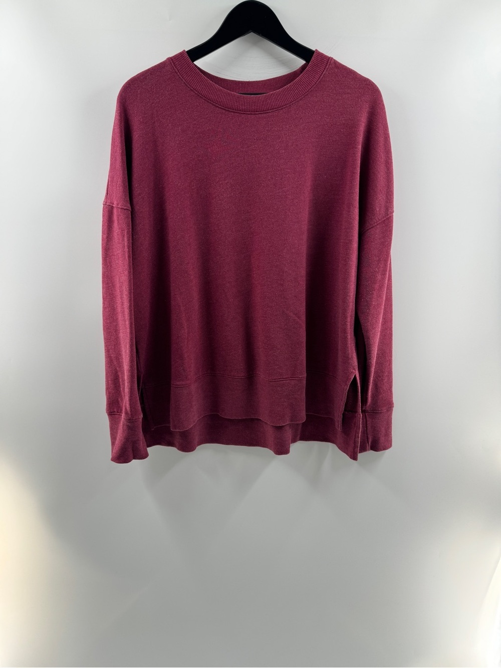 🧸 Time and Tru Maroon Long Sleeve Crewneck Top – Women's Large